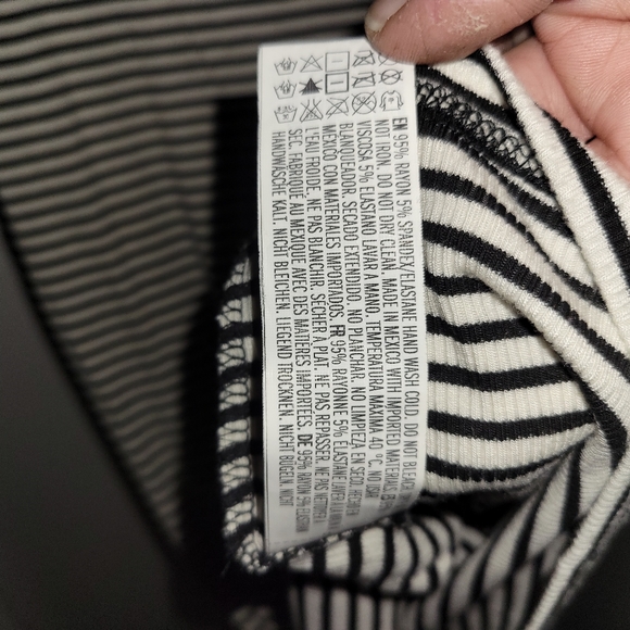 Forever 21 Dress - Picture 4 of 7